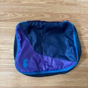 One Cotopaxi Packing Cube – 5 x 12.5 x 10 in – Travel Organizer